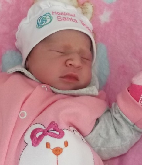 ANA ISABELLA MAGALHÃES MARTINS 