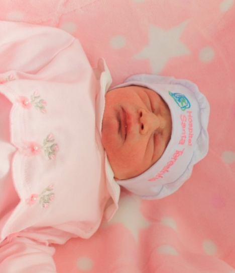 ANA BELLA SCHILICKMANN